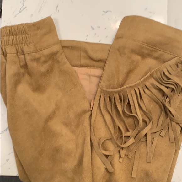 Faux suede shorts - Picture 3 of 4